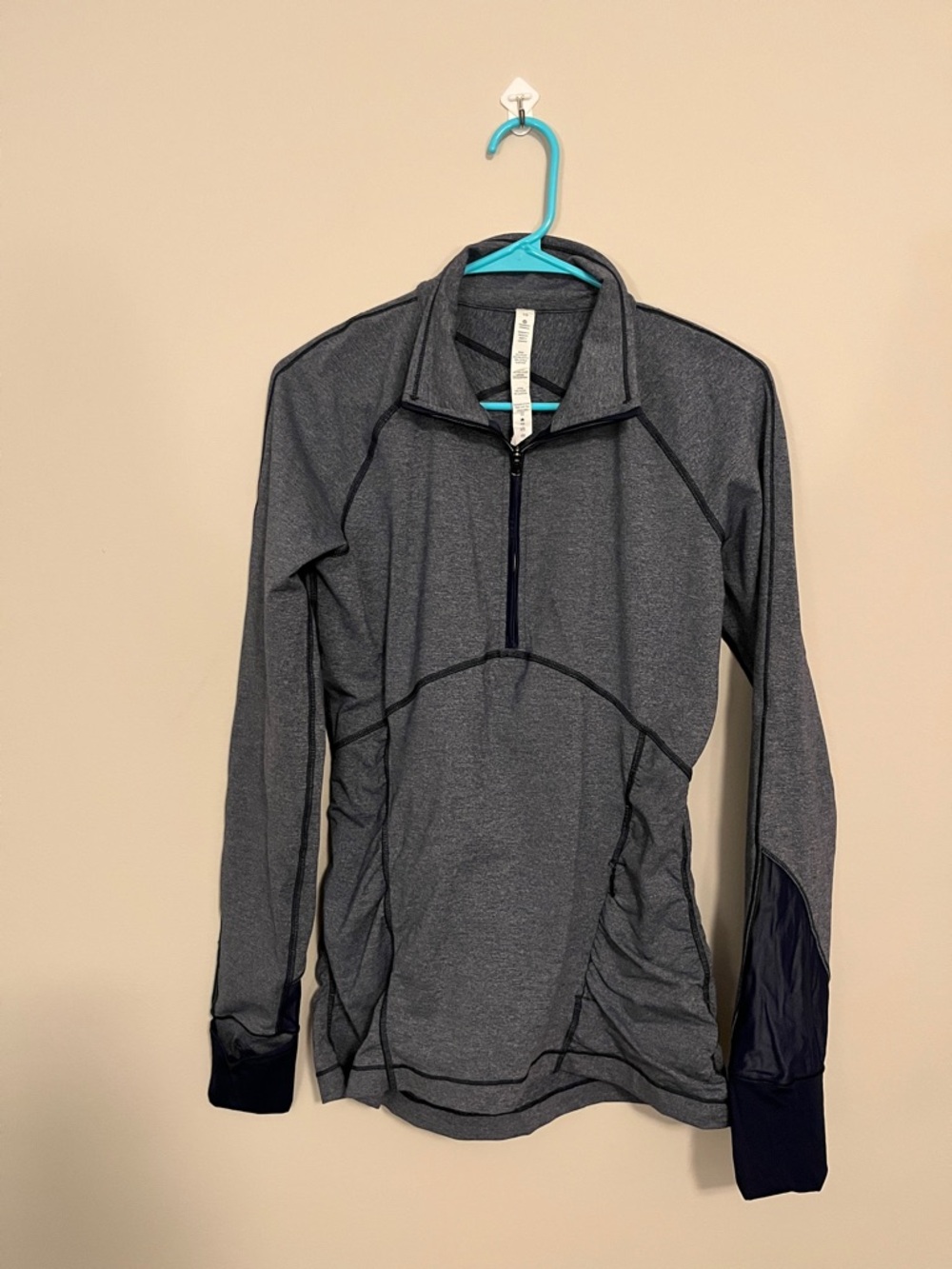 Lululemon quarter zip workout top